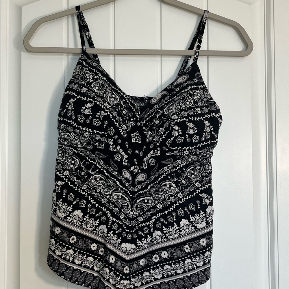 Black and White Paisley Women's Top